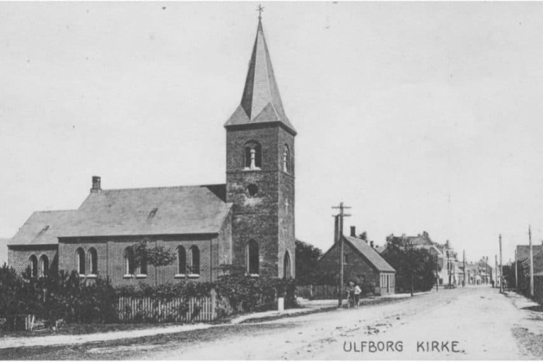 Da Ulfkjær blev til Ulfborg</br>Ulfkær Kirke<br />Postkort