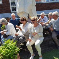 1. Tag-in-terrasser: SAMFUNDAASEJLINGER (Prolog: samfundet og dets borgere).</br>Dialog-Coffée - Flemish guests